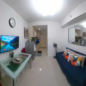 Aparthotel Smdc Moa Condotel